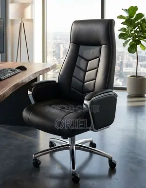High-Back Leather Executive Office Chair for Premium Comfort