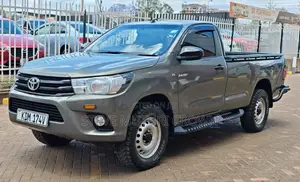 Toyota Hilux 2023 Gray