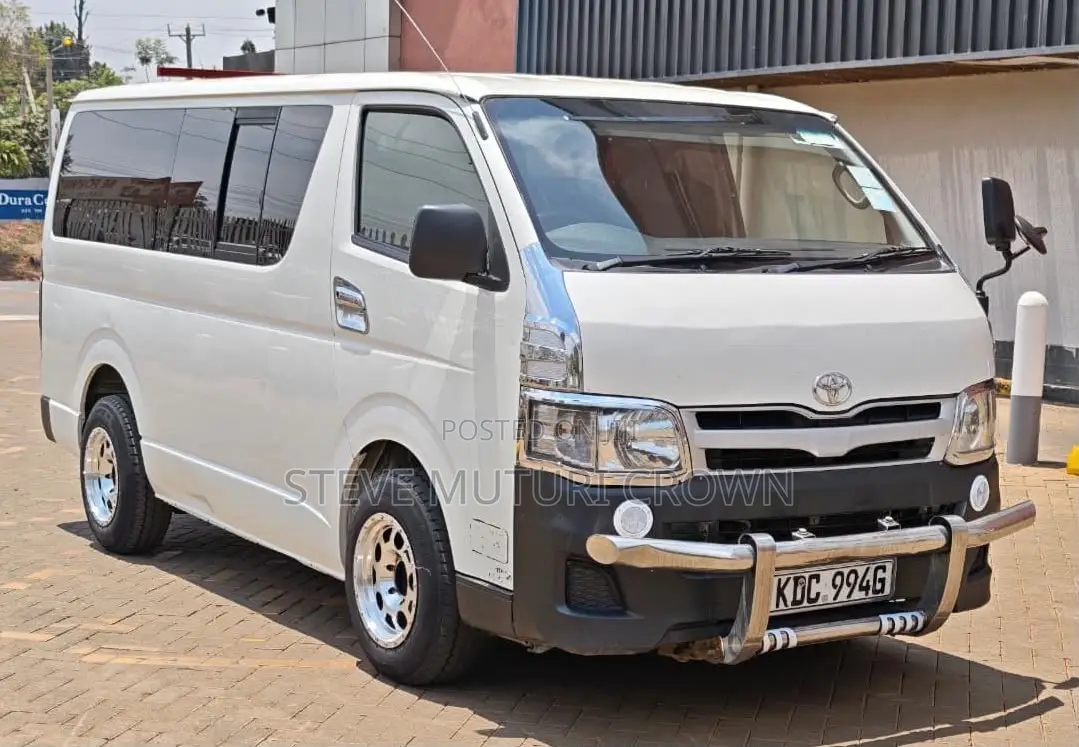 Toyota HiAce 2013 White