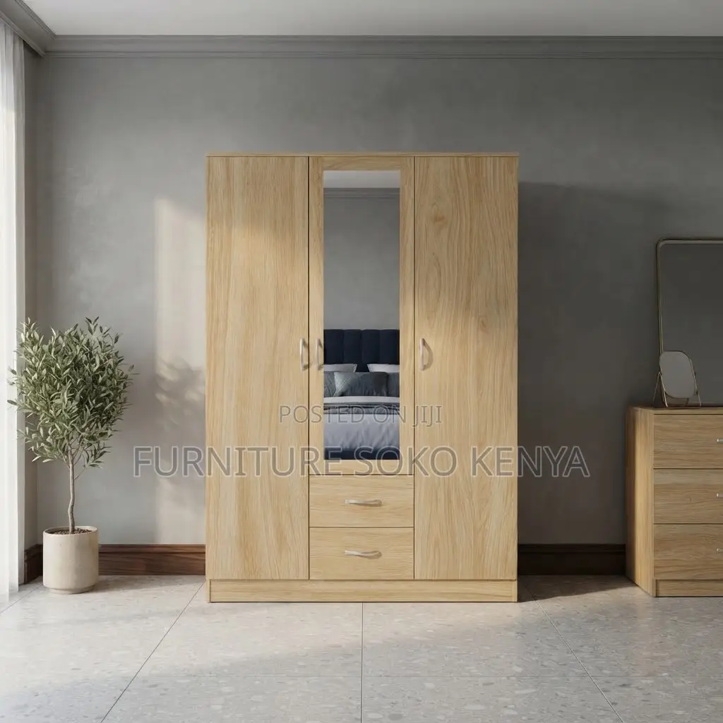 Bedroom Wardrobe 3 Door 1drawer With Mirror
