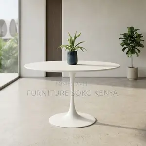 Coffee Table: Smooth White Round Office Accent Table