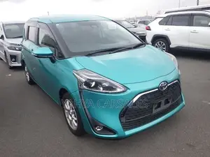 Toyota Sienta 2019 Green
