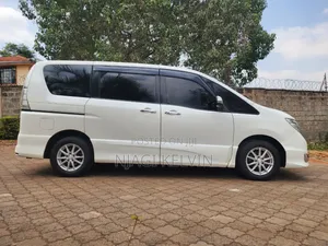 Nissan Serena 2016 White