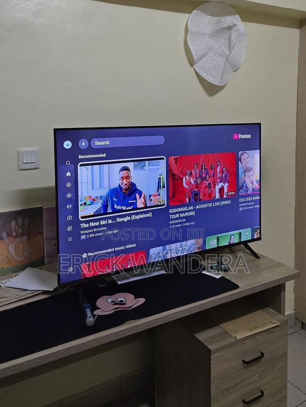TCL V6d 43 Inch TV
