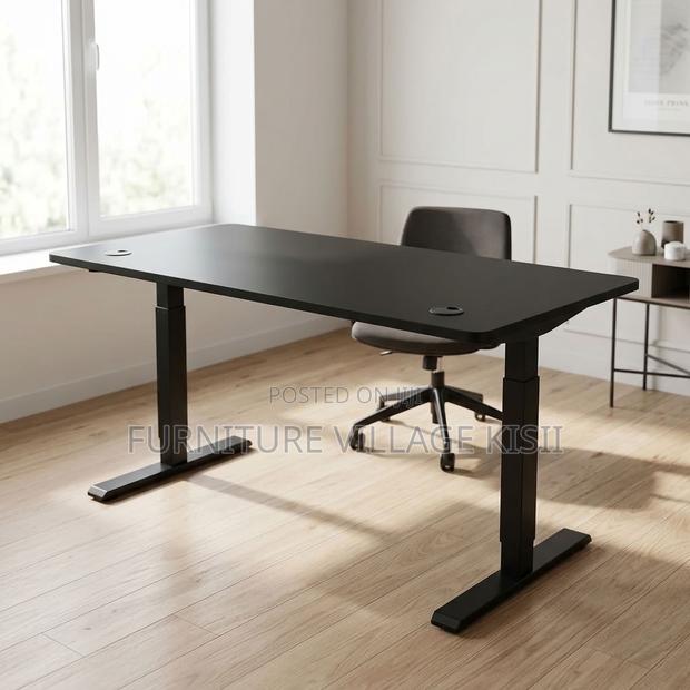 1.6M Height Adjustable Standing Desk - thumbnail 2
