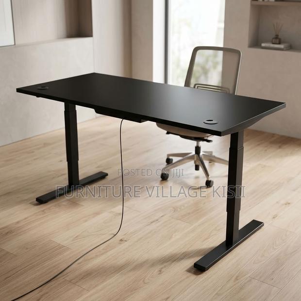 1.6M Height Adjustable Standing Desk - thumbnail 8