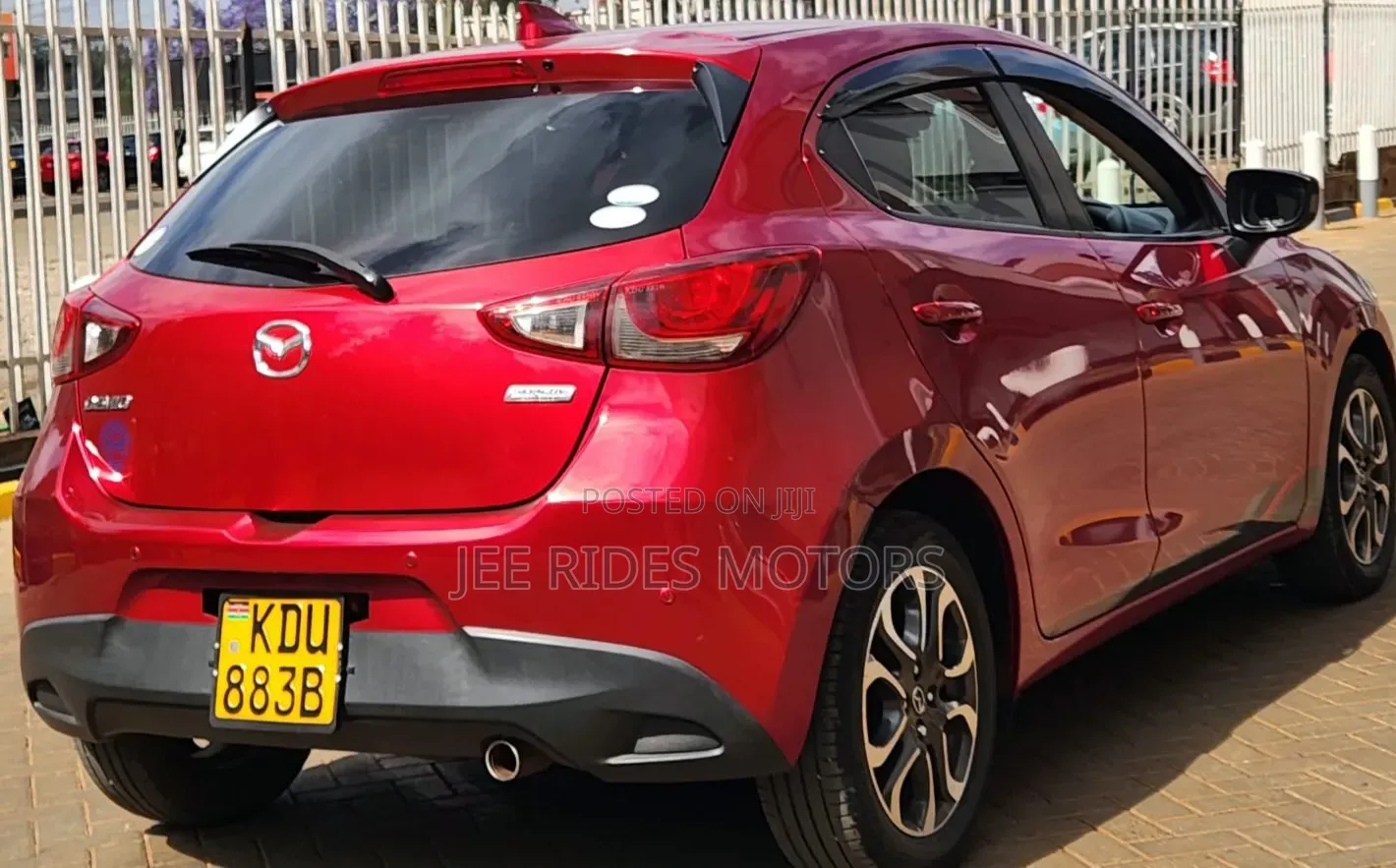 Mazda Demio 2018 Maroon