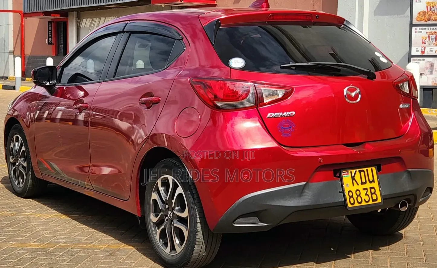 Mazda Demio 2018 Maroon