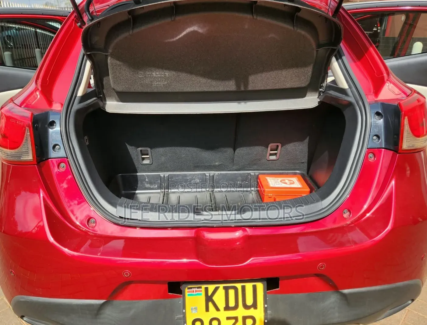 Mazda Demio 2018 Maroon