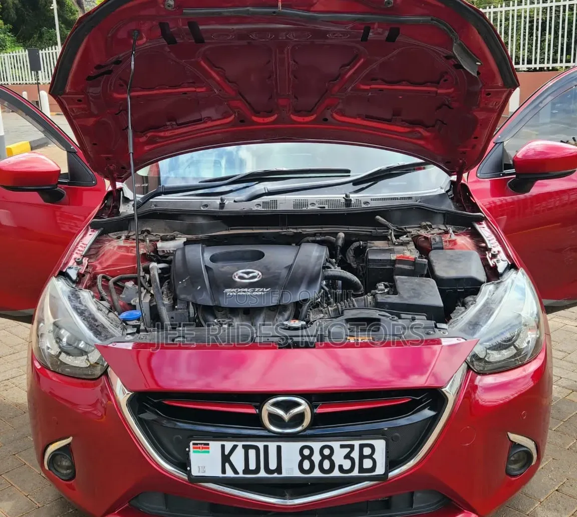 Mazda Demio 2018 Maroon