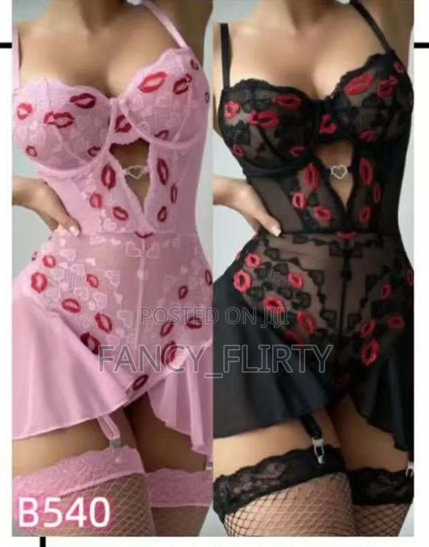 Women Cloth - thumbnail 3