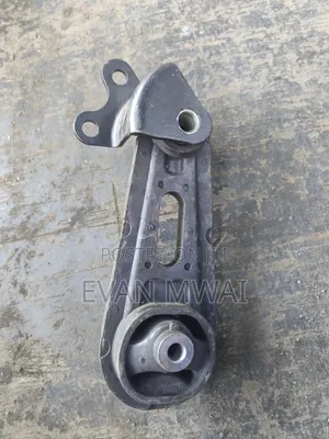 Mazda Denio Gearbox Mounting Available