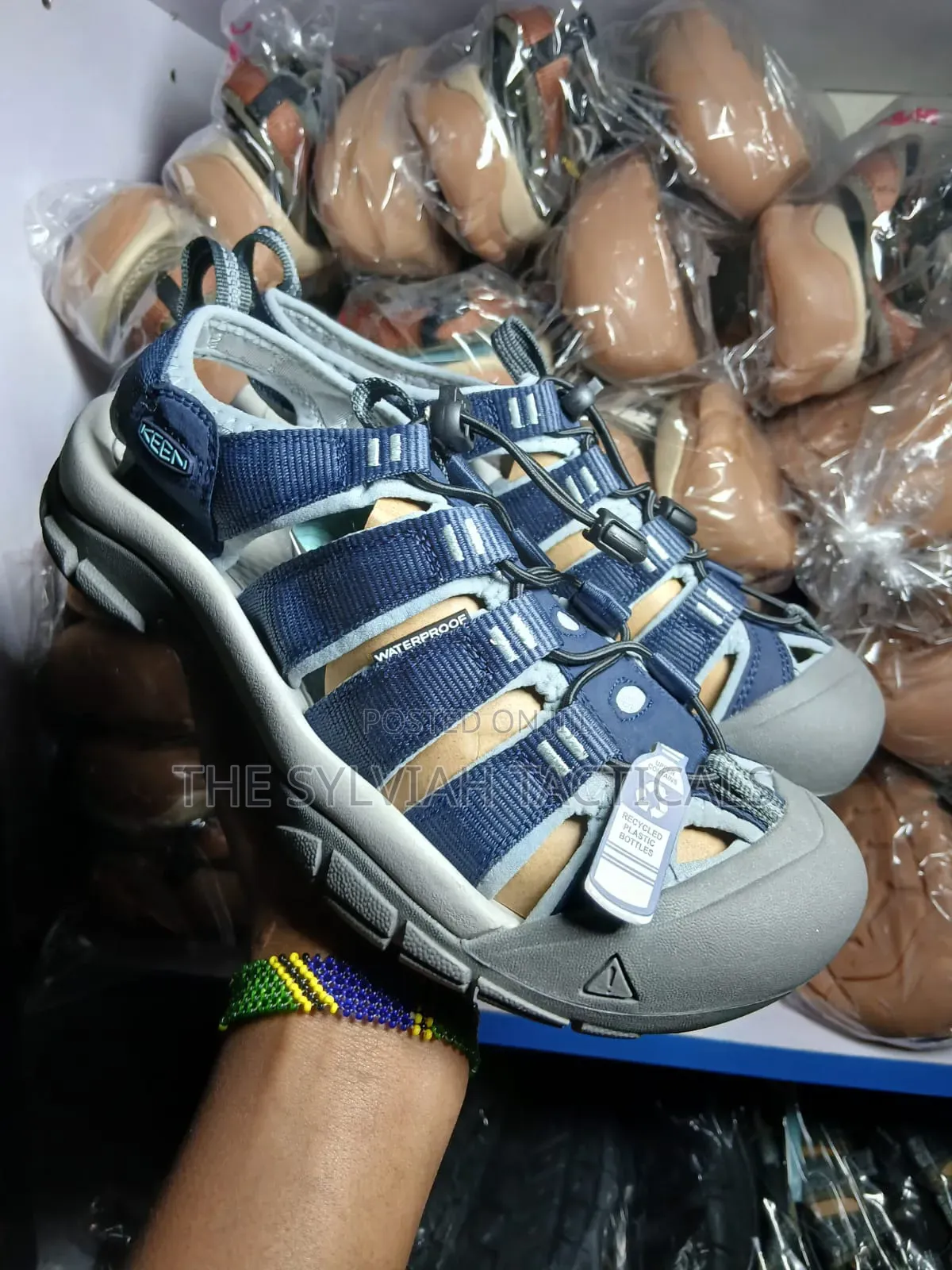 Unisex Original Knees Sneakers