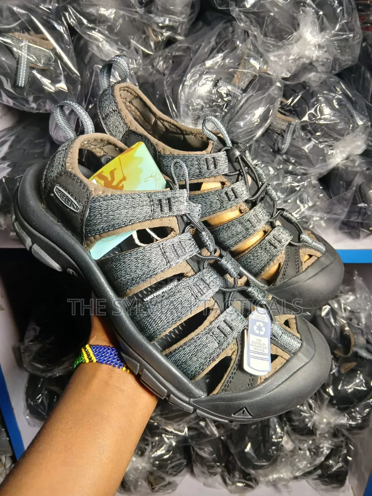 Unisex Original Knees Sneakers
