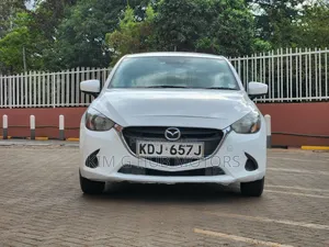 Mazda Demio 2016 Pearl