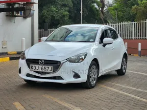 Mazda Demio 2016 Pearl