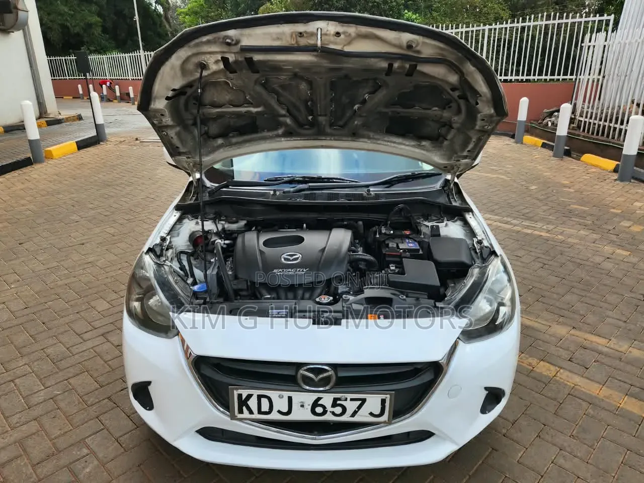 Mazda Demio 2016 Pearl