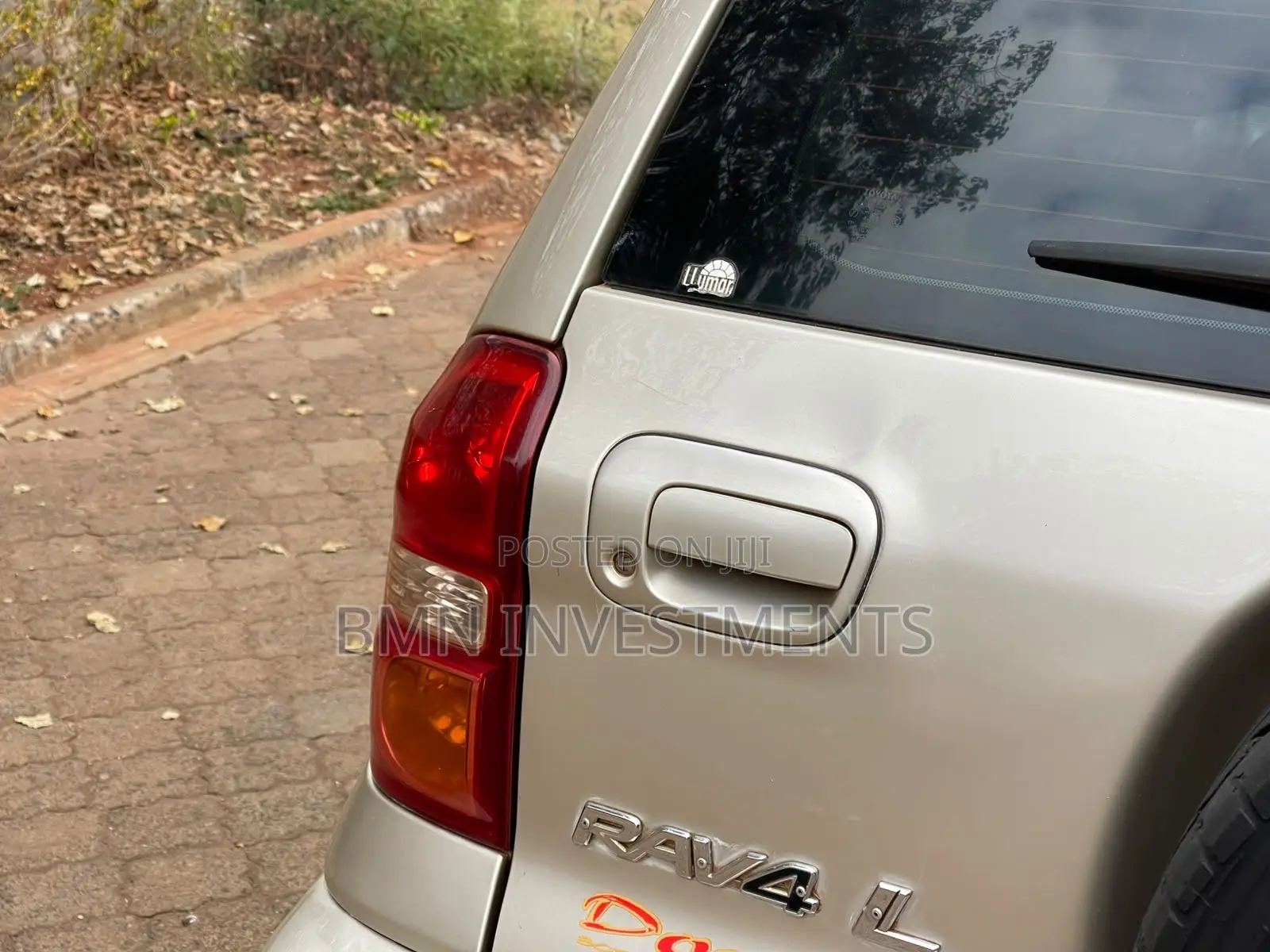 Toyota RAV4 2005 Gold