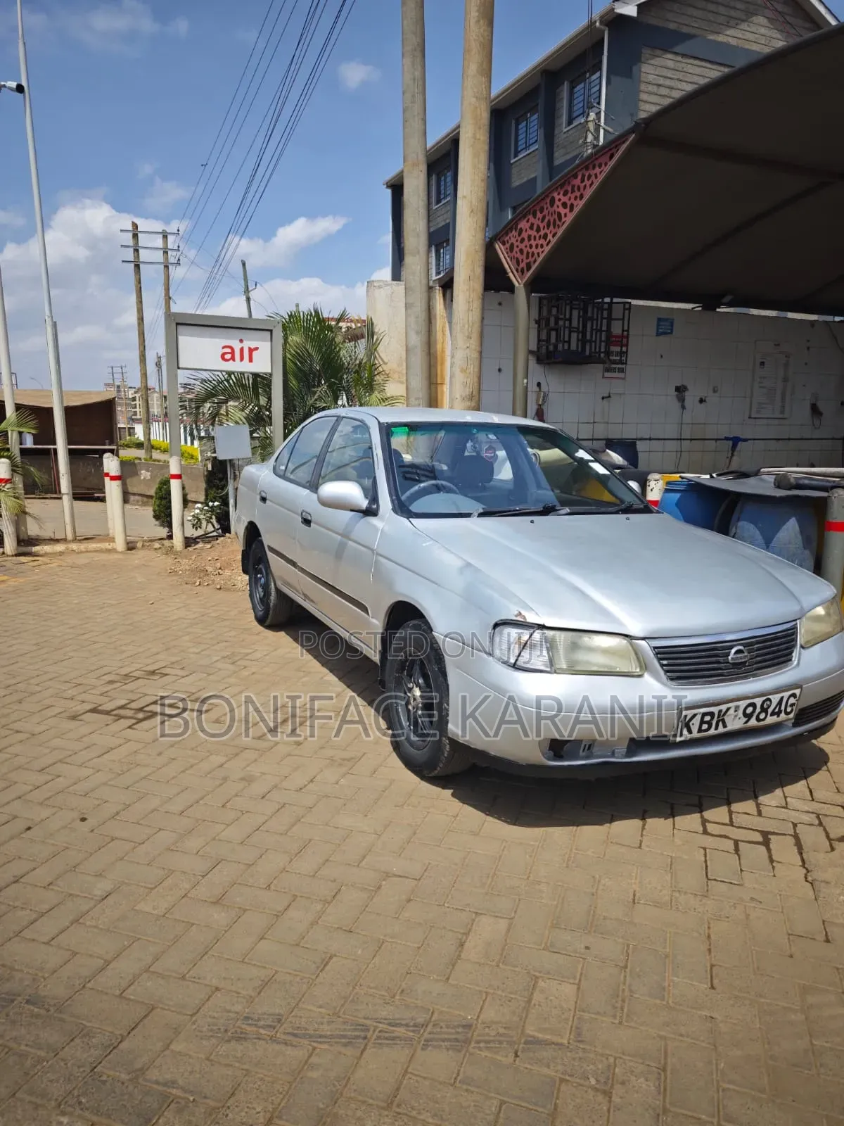 Nissan FB15 2000 Silver