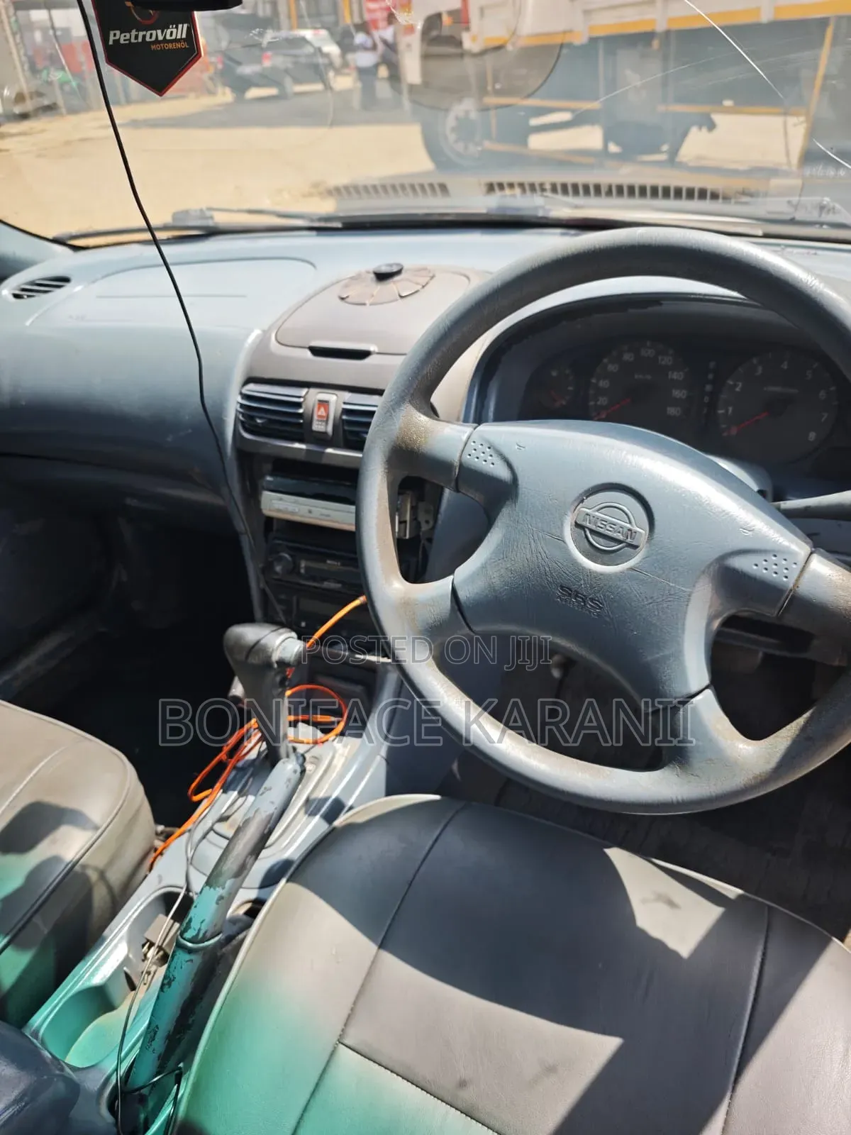 Nissan FB15 2000 Silver