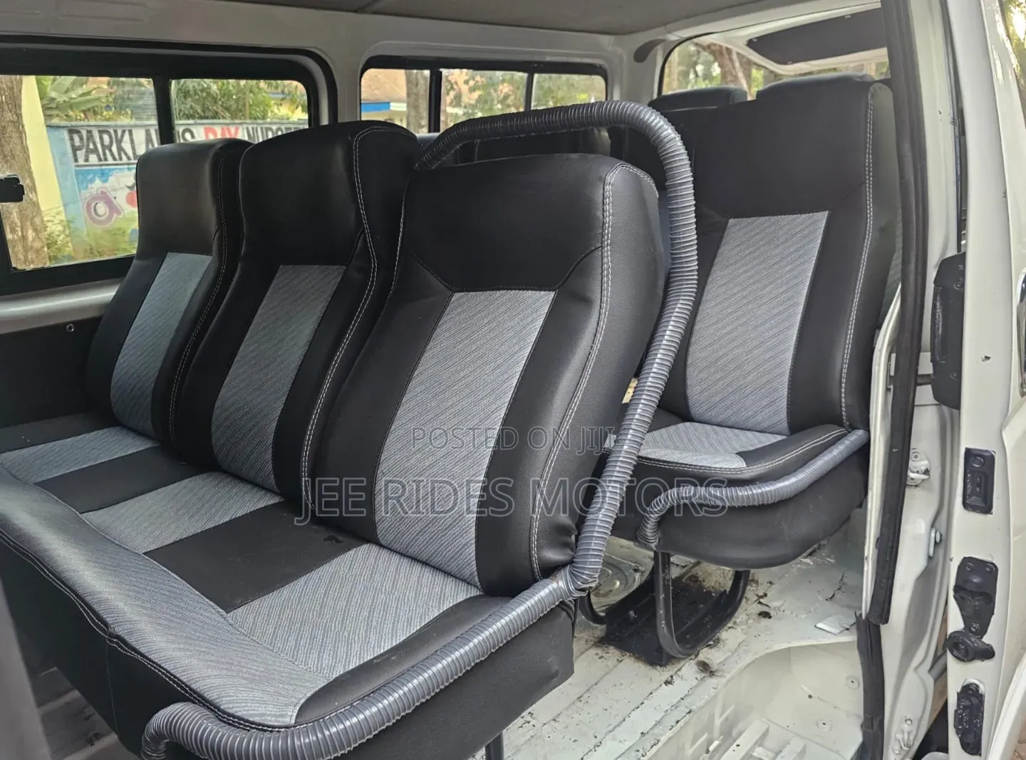 Toyota HiAce 2012 White