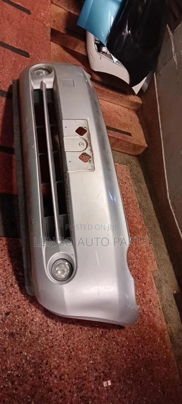 Sienta 2005 Front Bumper - main view