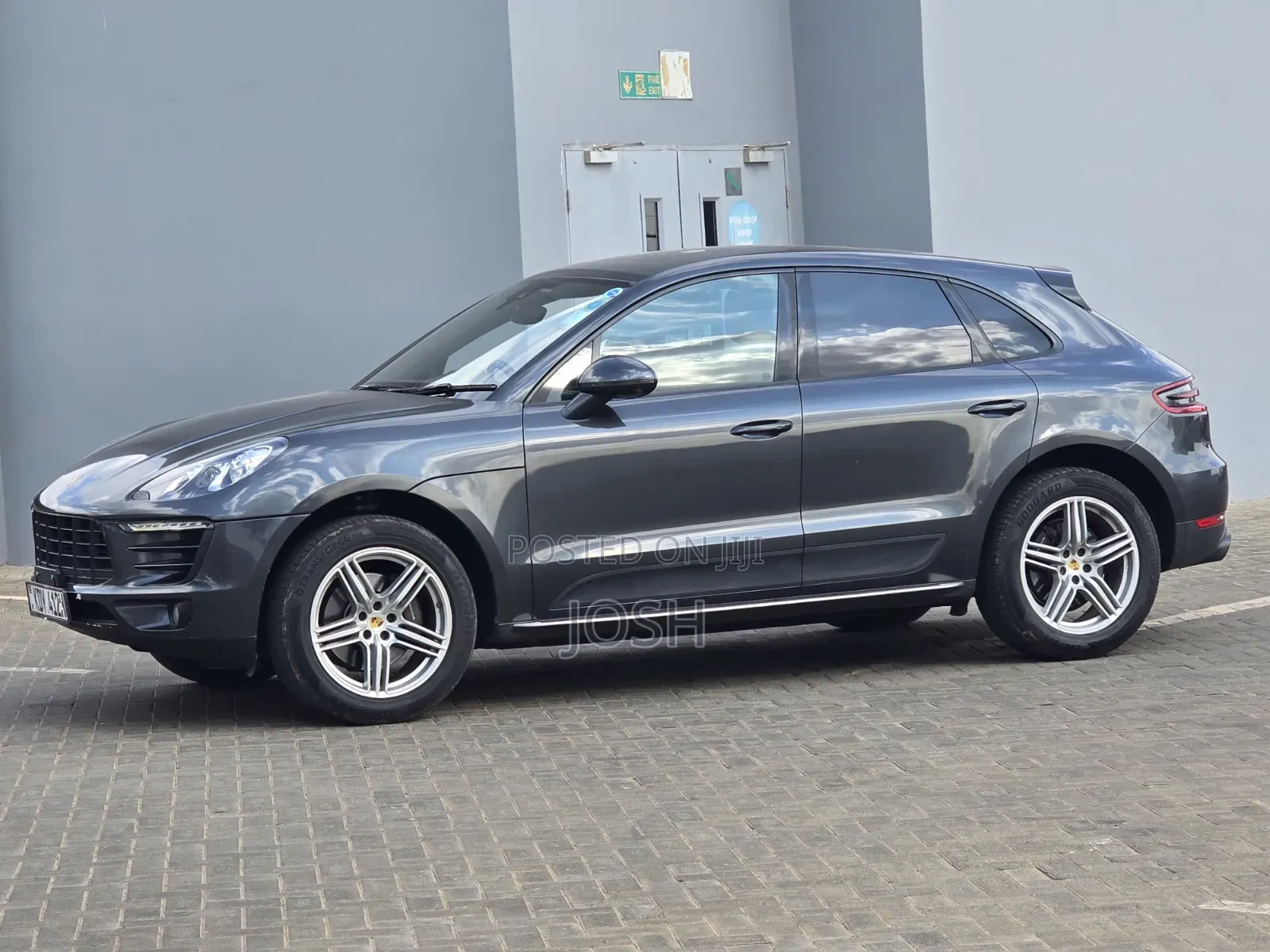 Porsche Macan 2018 Gray