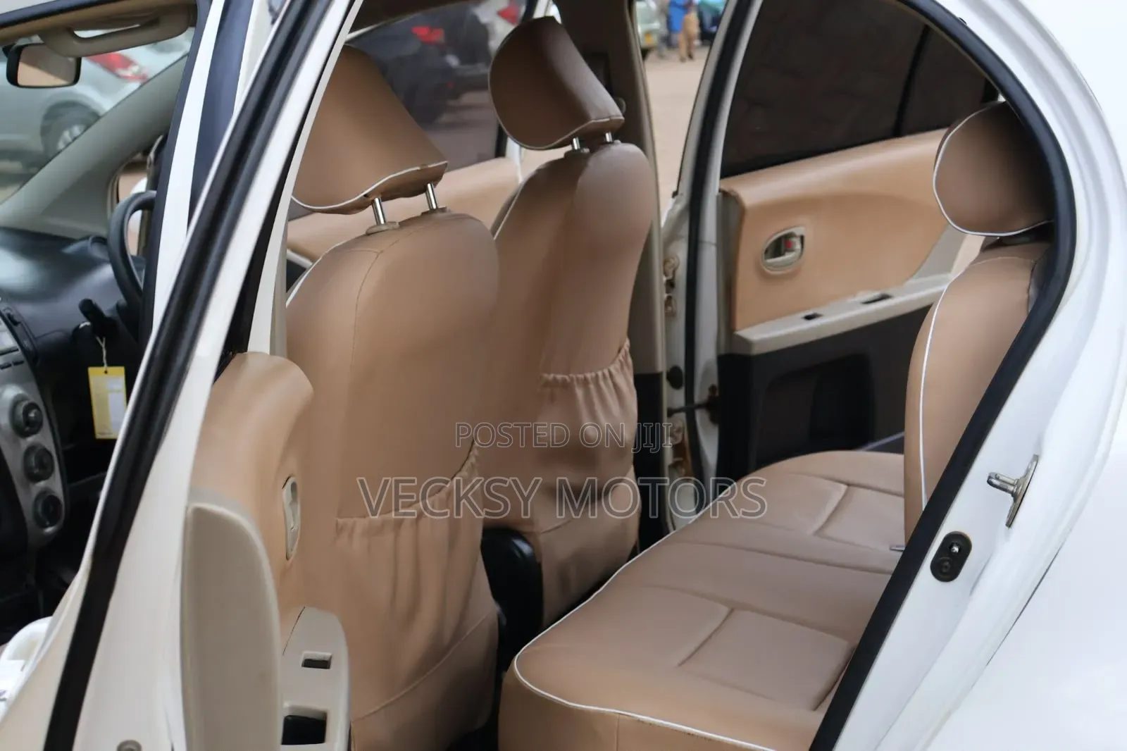 Toyota Vitz 2006 White