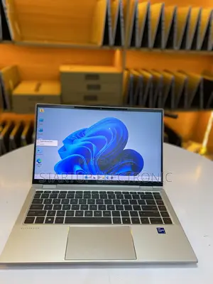 Laptop HP EliteBook 1040 G8 32GB Intel Core i7 SSD 512GB