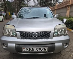 Nissan X-Trail 2004 Gold