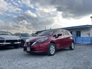 Nissan Note 1.2 Hybrid 2017 Red