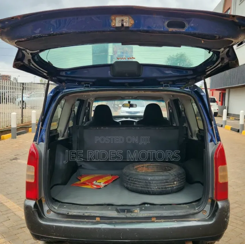 Toyota Probox 2012 Blue