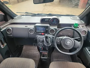 Toyota Spade 2017 Black