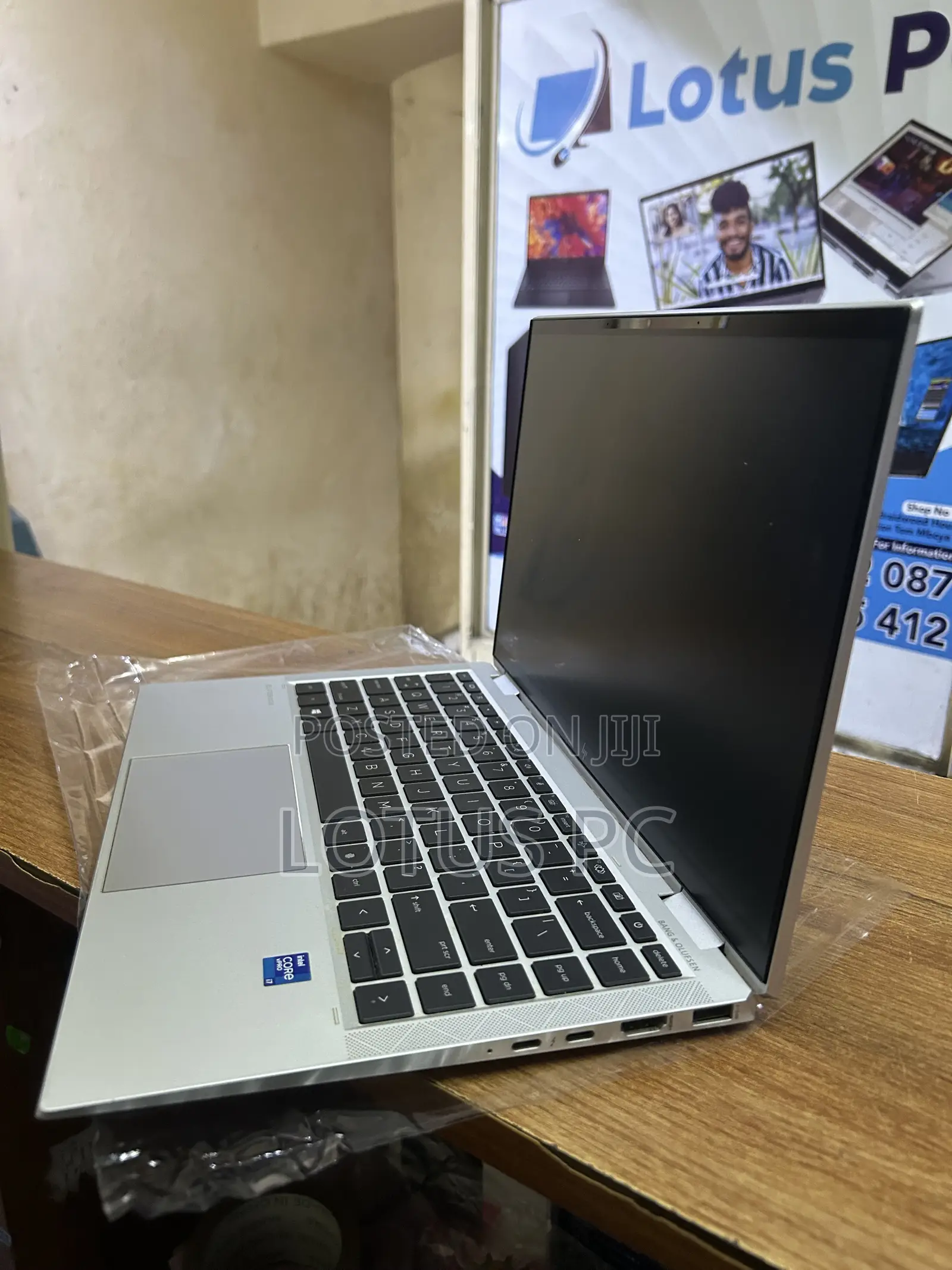Laptop HP EliteBook 830 G8 16GB Intel Core i7 SSD 512GB