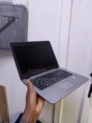 Laptop HP EliteBook 820 G3 8GB Intel Core i5 SSD 256GB