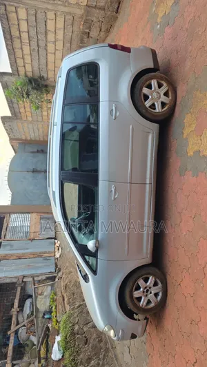 Volkswagen Touran 1.4 TSi Automatic 2007 Silver