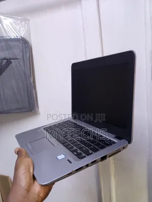 Laptop HP EliteBook 820 G3 8GB Intel Core i5 SSD 256GB