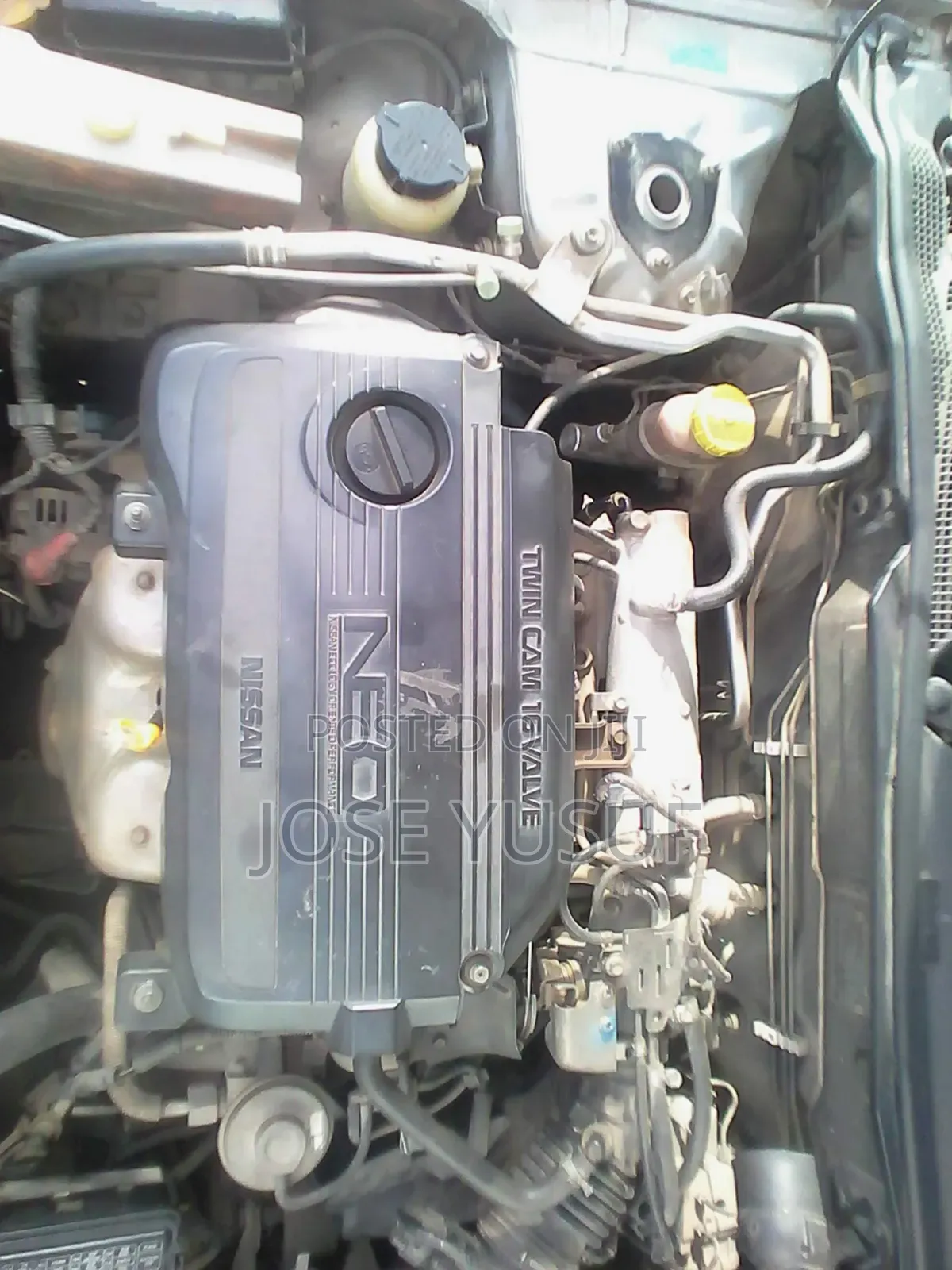 Nissan FB15 2000 Silver
