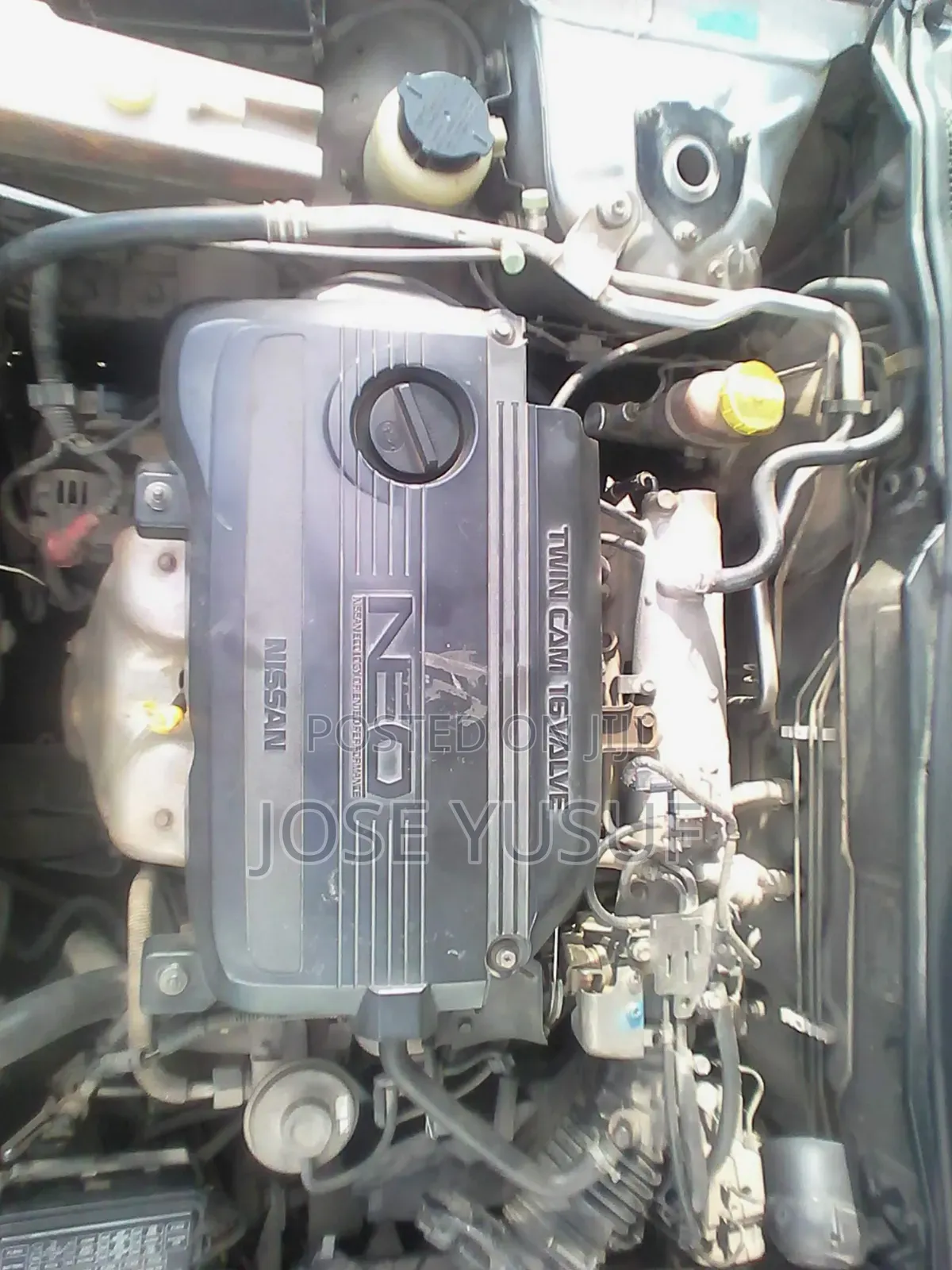 Nissan FB15 2000 Silver