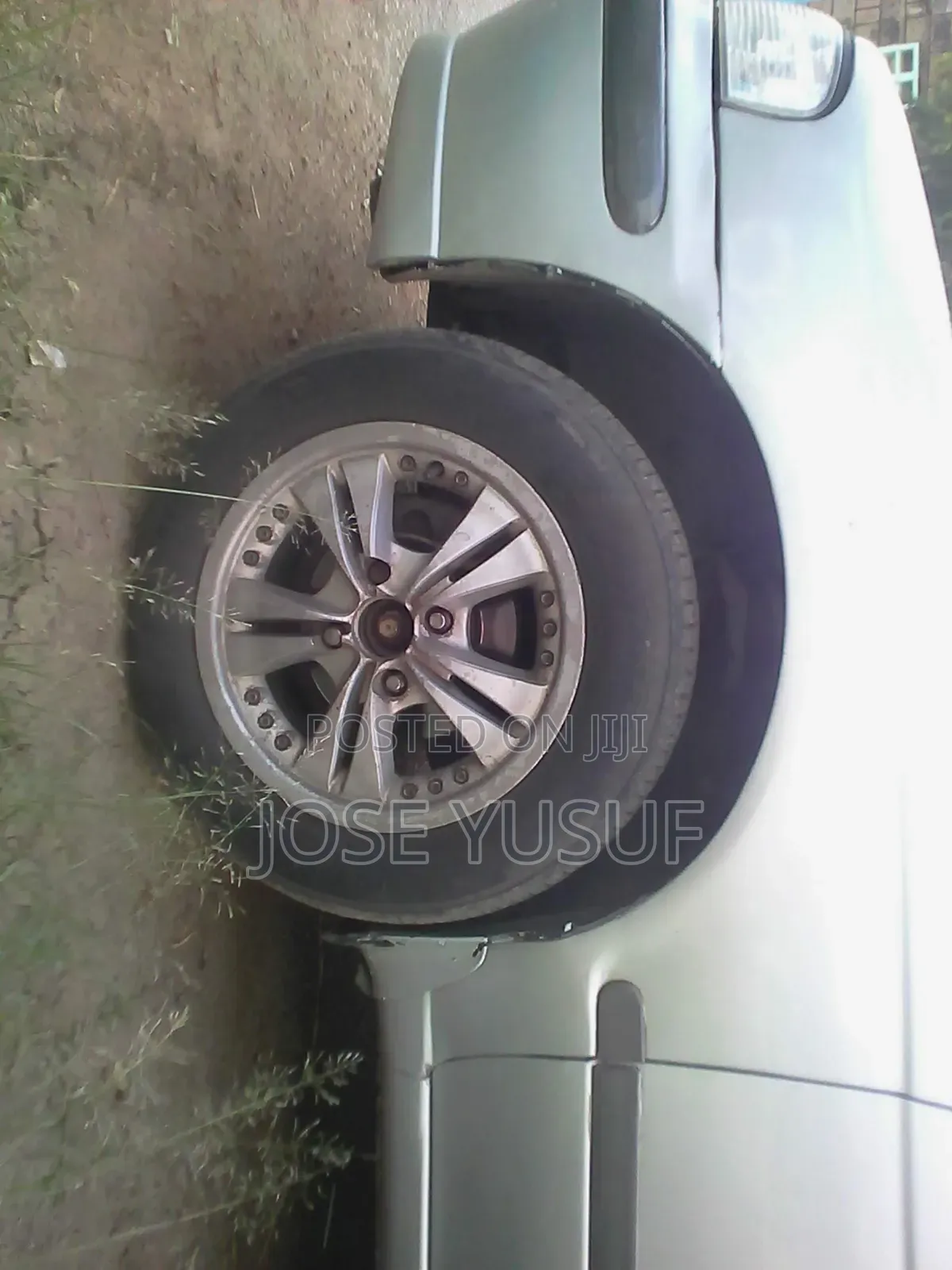 Nissan FB15 2000 Silver