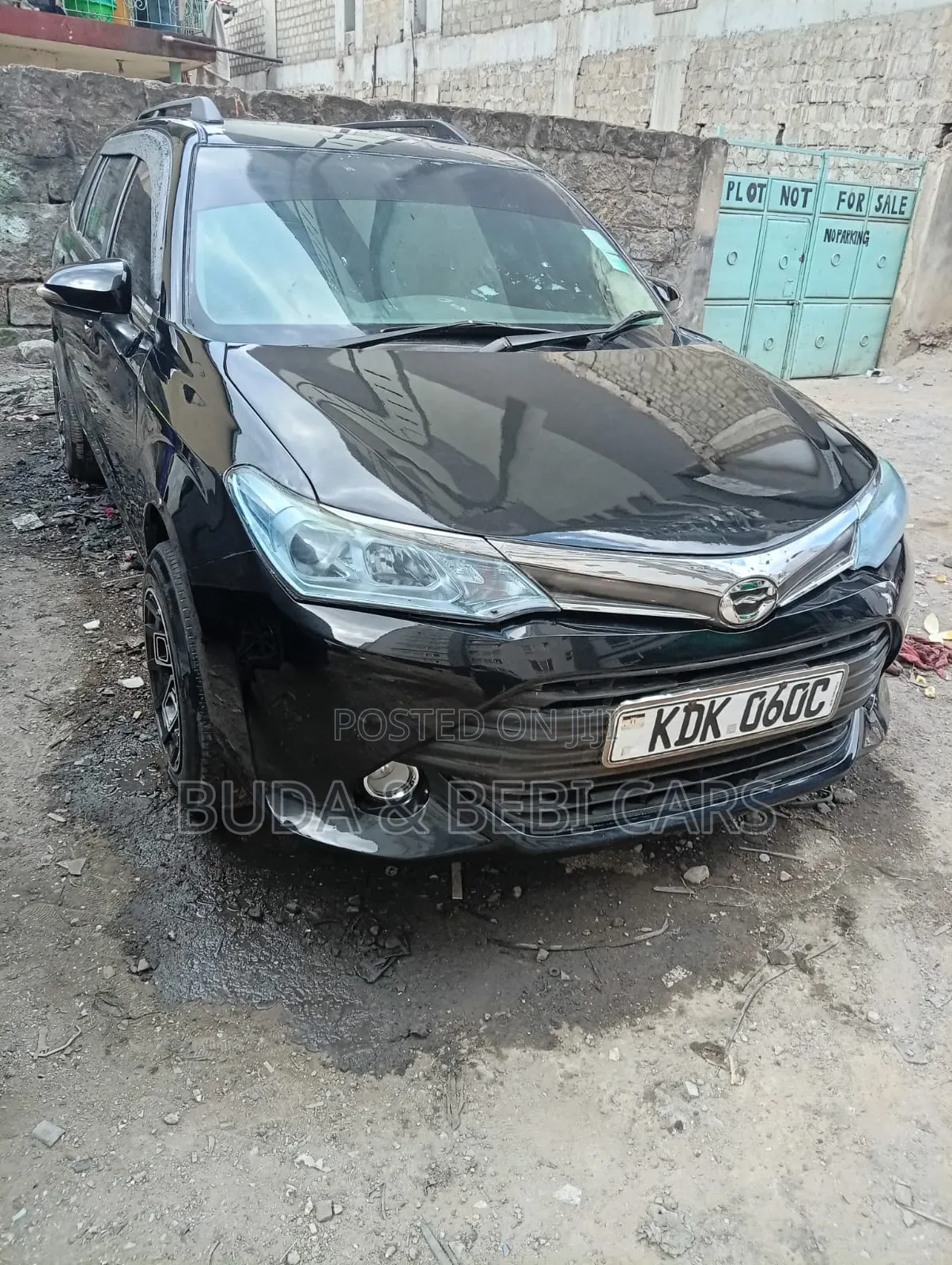 Toyota Corolla Fielder 2016 Black