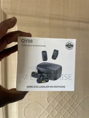 QY88 Magnetic Wireless Microphones