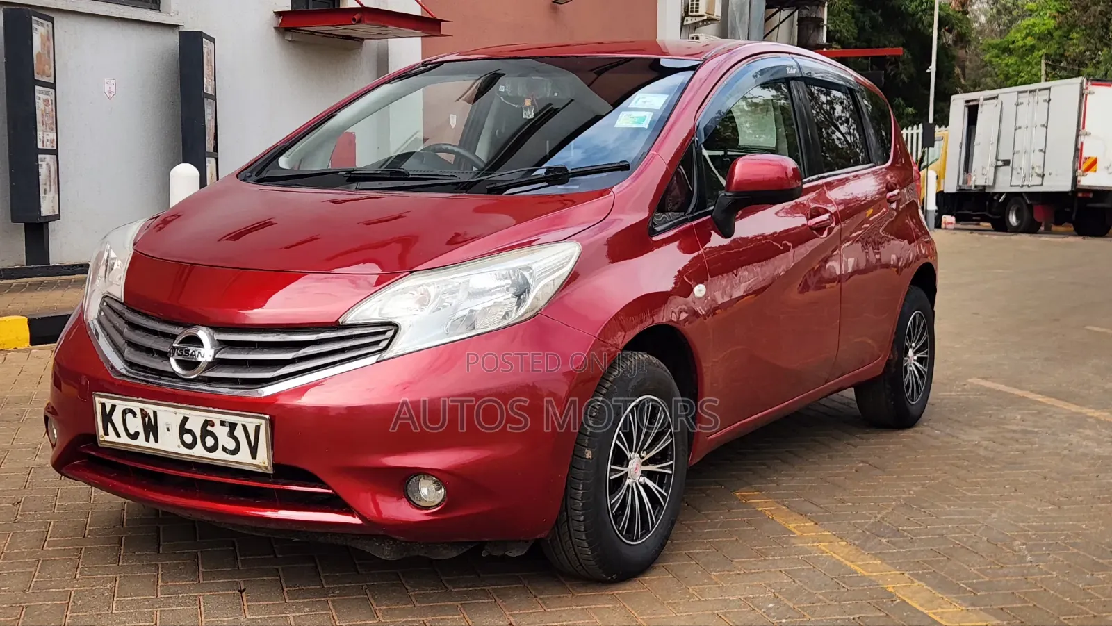 Nissan Note 1.2 Petrol 2012 Red