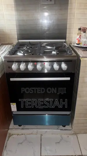 4 Burner Cooker With Oven