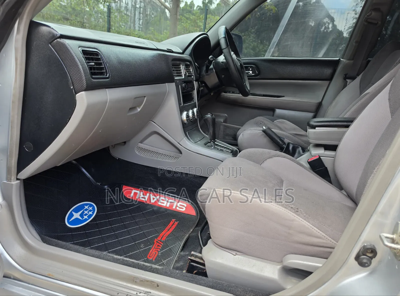 Subaru Forester 2005 Silver
