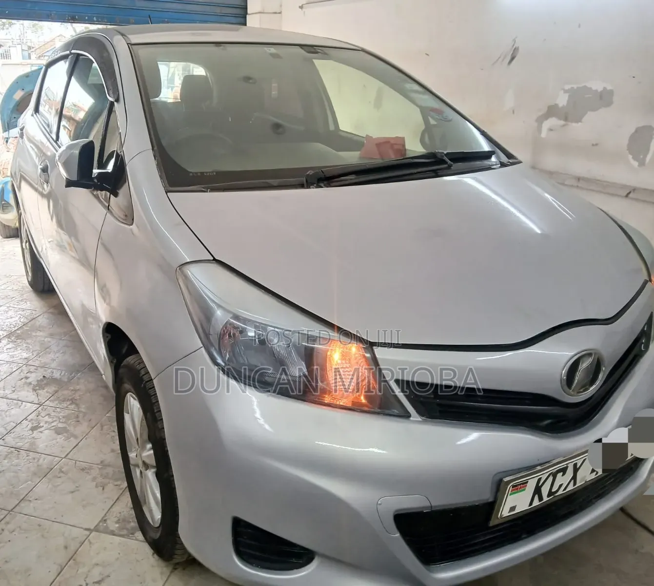 Toyota Vitz 2013 Blue