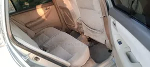 Toyota Corolla Fielder 2001 Silver