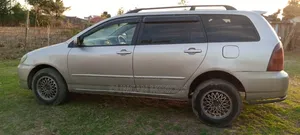 Toyota Corolla Fielder 2001 Silver