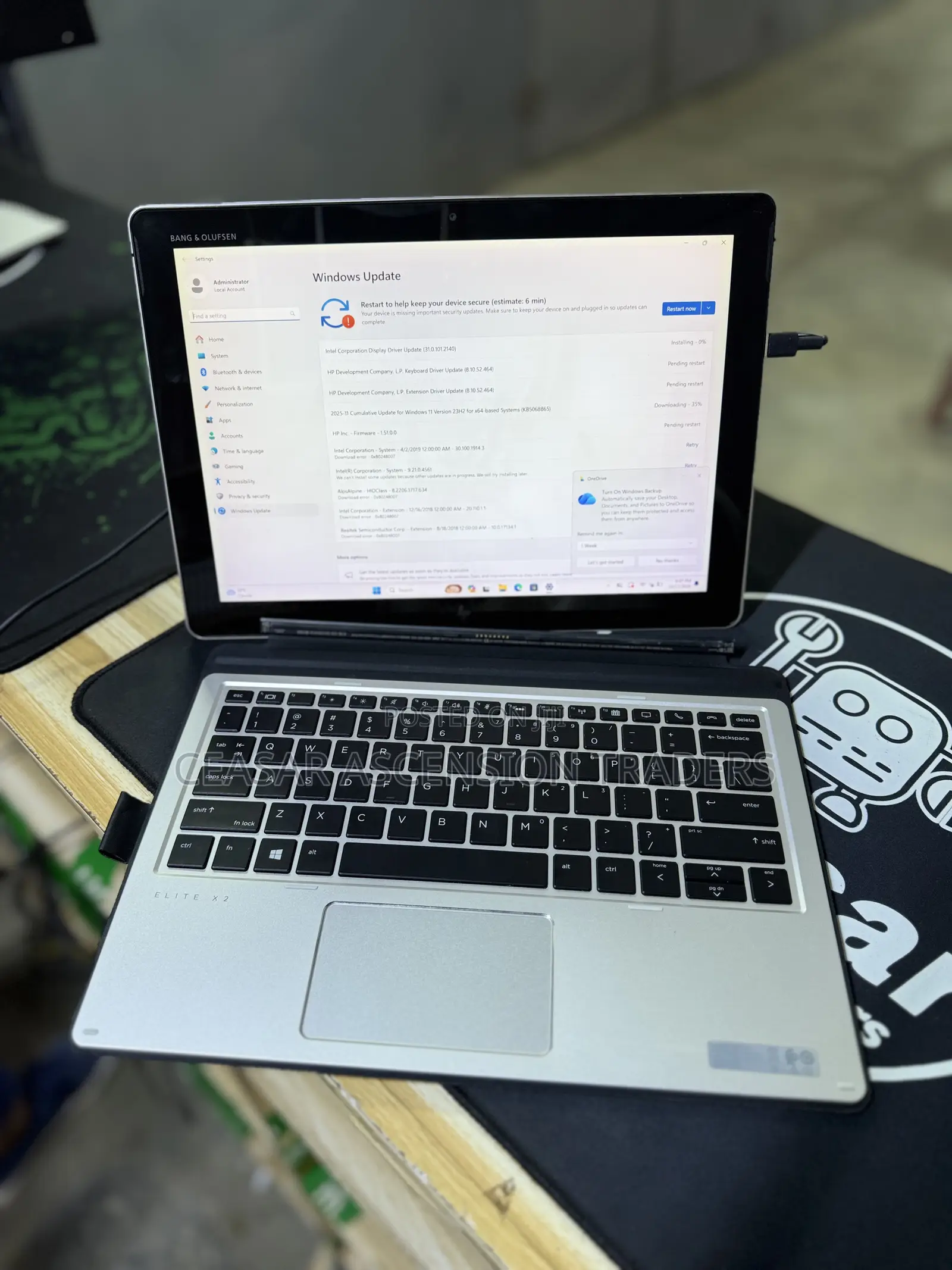 Laptop HP Elite X2 1012 G2 8GB Intel Core i5 SSD 256GB