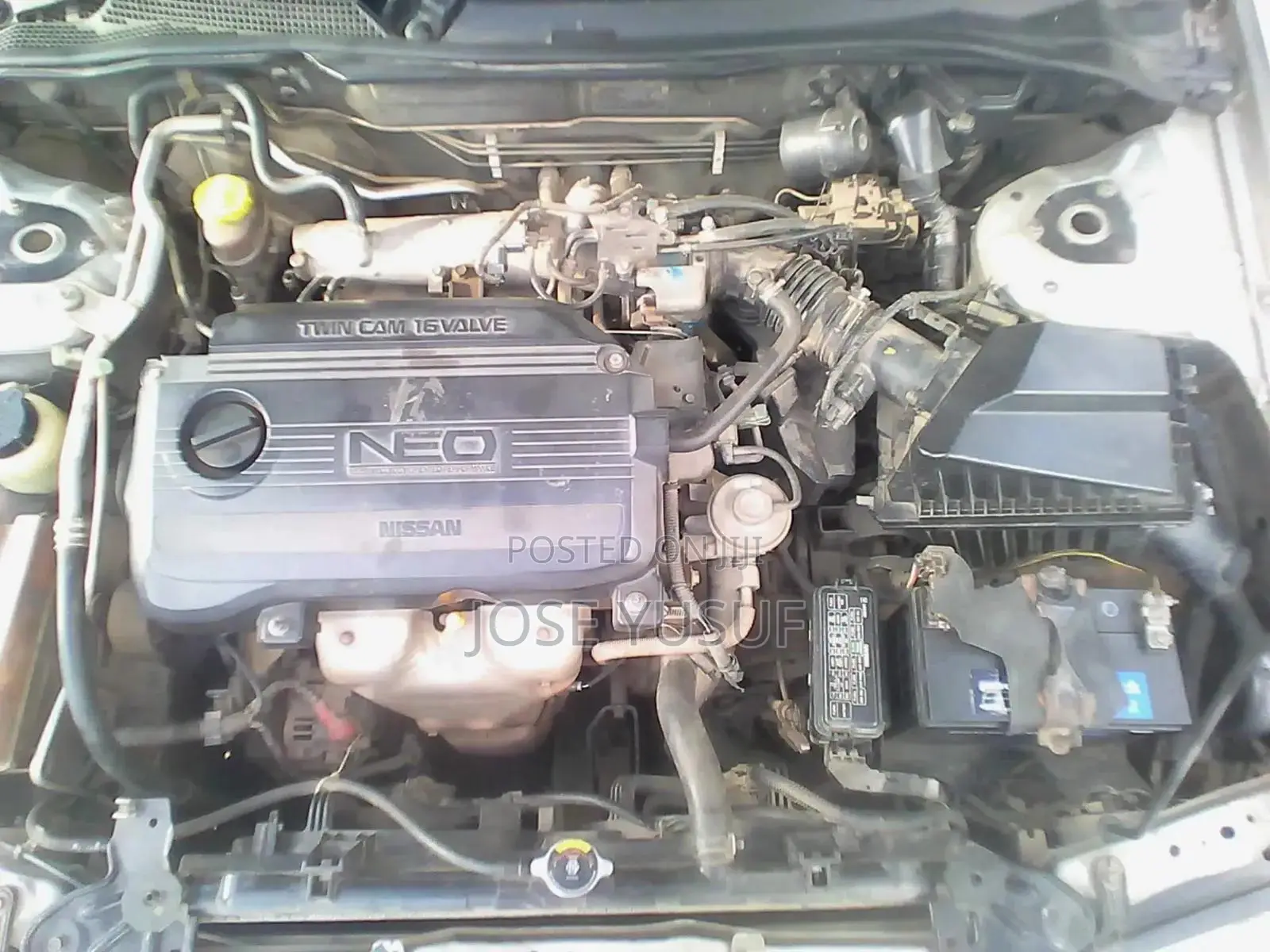 Nissan FB15 2000 Silver